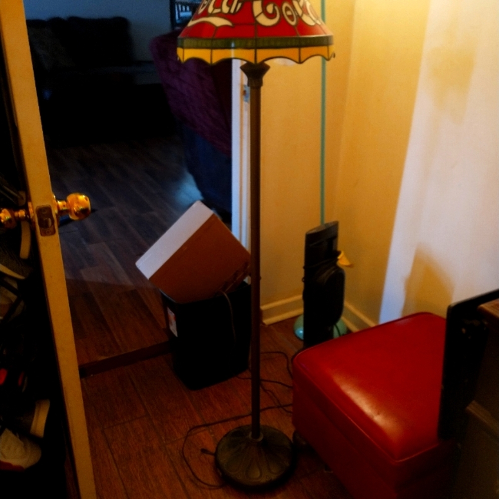 Coca-Cola Tiffany style lamp good condition asking 300